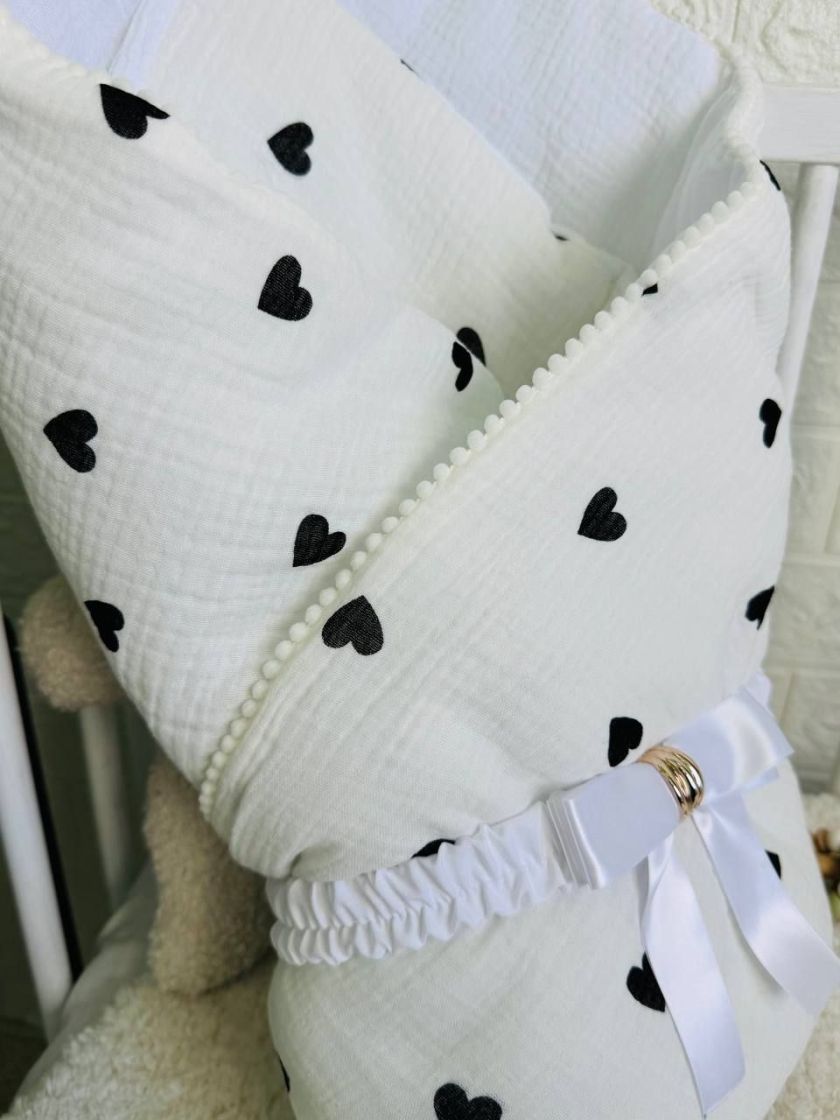 ❤ Конверт-плед на виписку мусліновий, 80*80см. Колір - Сердечки чорні на білому (#20125502) ✓ Anna Konvert