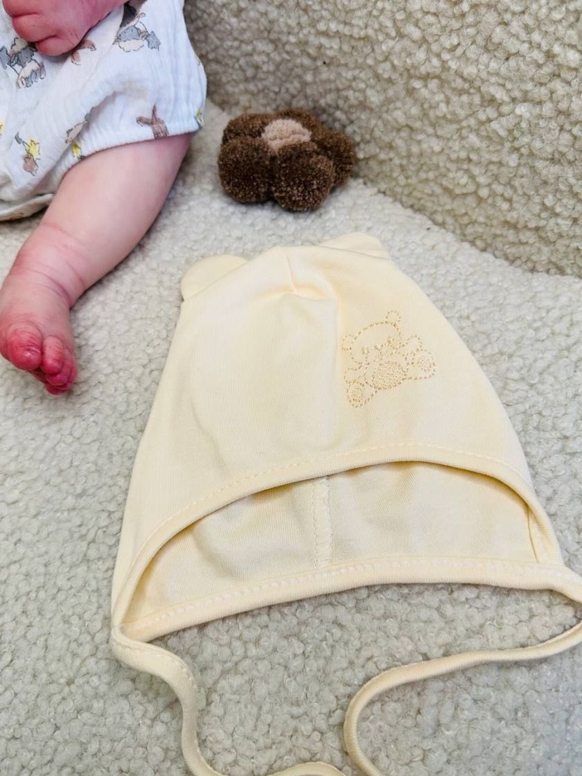 ❤ Шапочка з зав'язками, 0-3міс. Колір - Пісочний. Матеріал - Інтерлок (#86070212) ✓ Anna Konvert