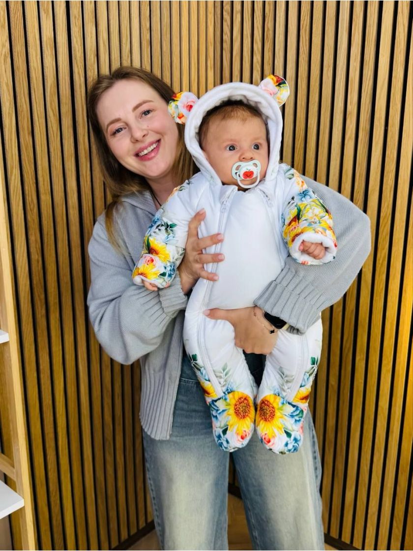 ❤ Комбінезон Принти кольорові, "Маленький ведмедик". Принт - Соняшники на білому. Розвір - 3-6міс. Сезон - Демісезонний (#168130