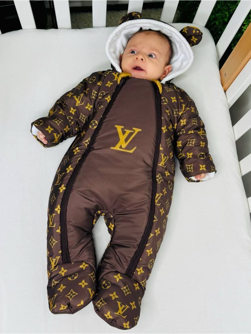❤ Комбінезон Принти кольорові, "Маленький ведмедик". Принт - Шоколадний Louis Vuitton. Розвір - 3-6міс. Сезон - Демісезонний (#3