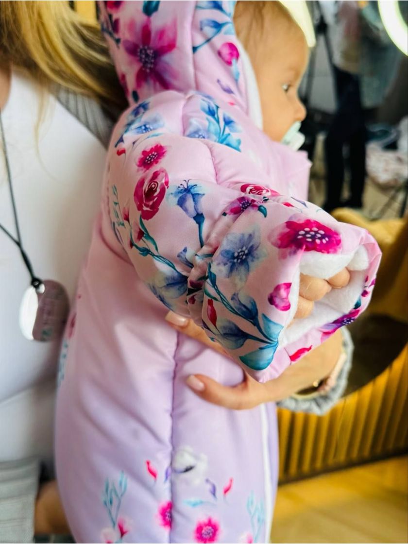 ❤ Комбінезон Принти кольорові, "Маленький ведмедик". Принт - Квіти на рожевому градієнті. Розвір - 0-3міс. Сезон - Демісезонний 