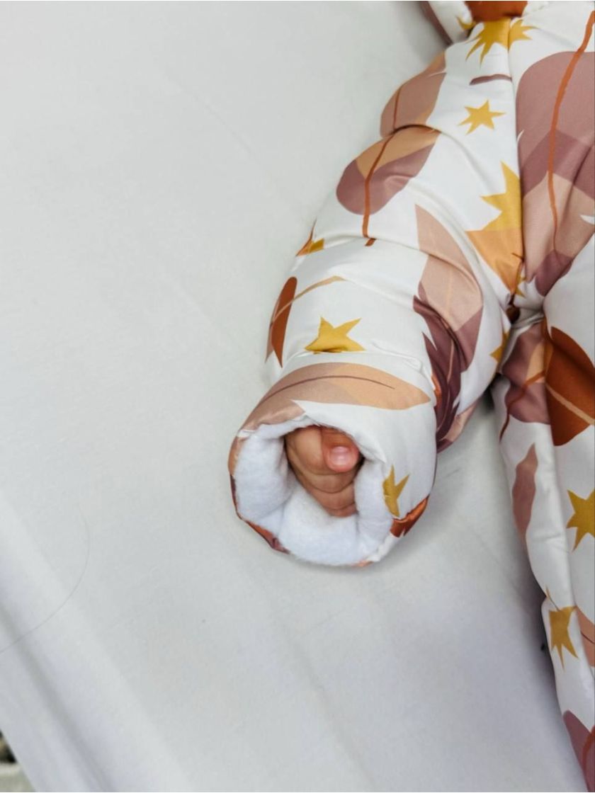 ❤ Комбінезон Принти кольорові, "Маленький ведмедик". Принт - Жовте пір'ячко. Розвір - 3-6міс. Сезон - Демісезонний (#29133140) ✓