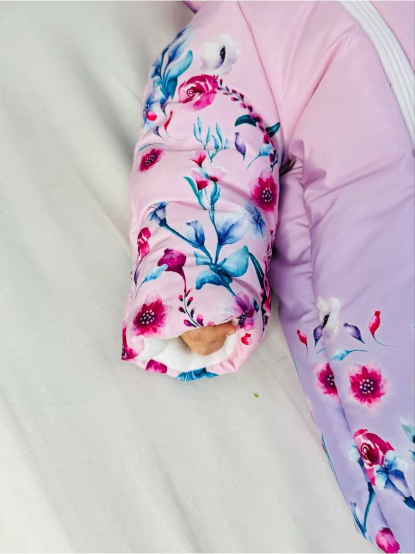 ❤ Комбінезон Принти кольорові, "Маленький ведмедик". Принт - Квіти на рожевому градієнті. Розвір - 3-6міс. Сезон - Зимовий (#710