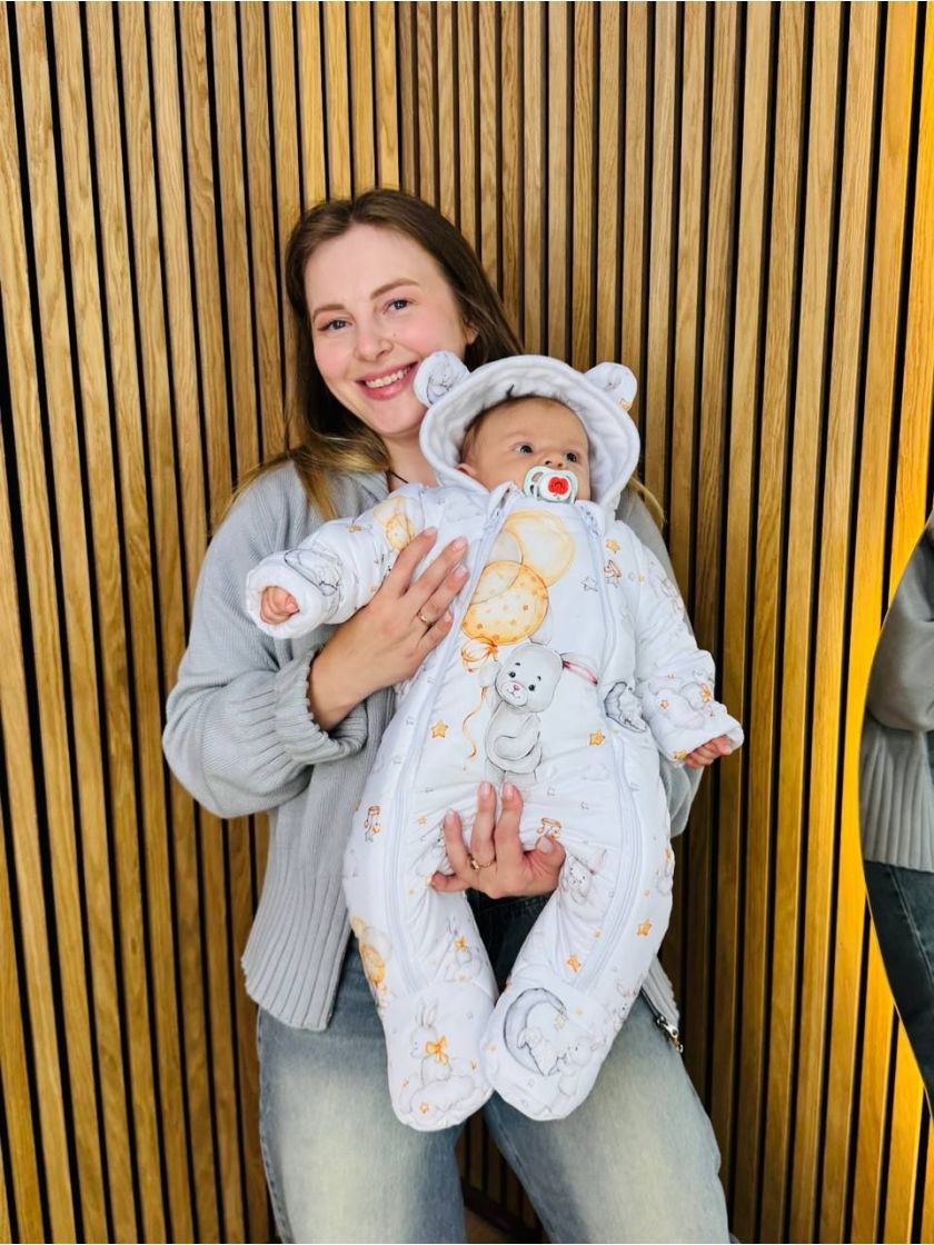 ❤ Комбінезон Принти кольорові, "Маленький ведмедик". Принт - Зайка з жовтими шариками. Розвір - 3-6міс. Сезон - Демісезонний (#7