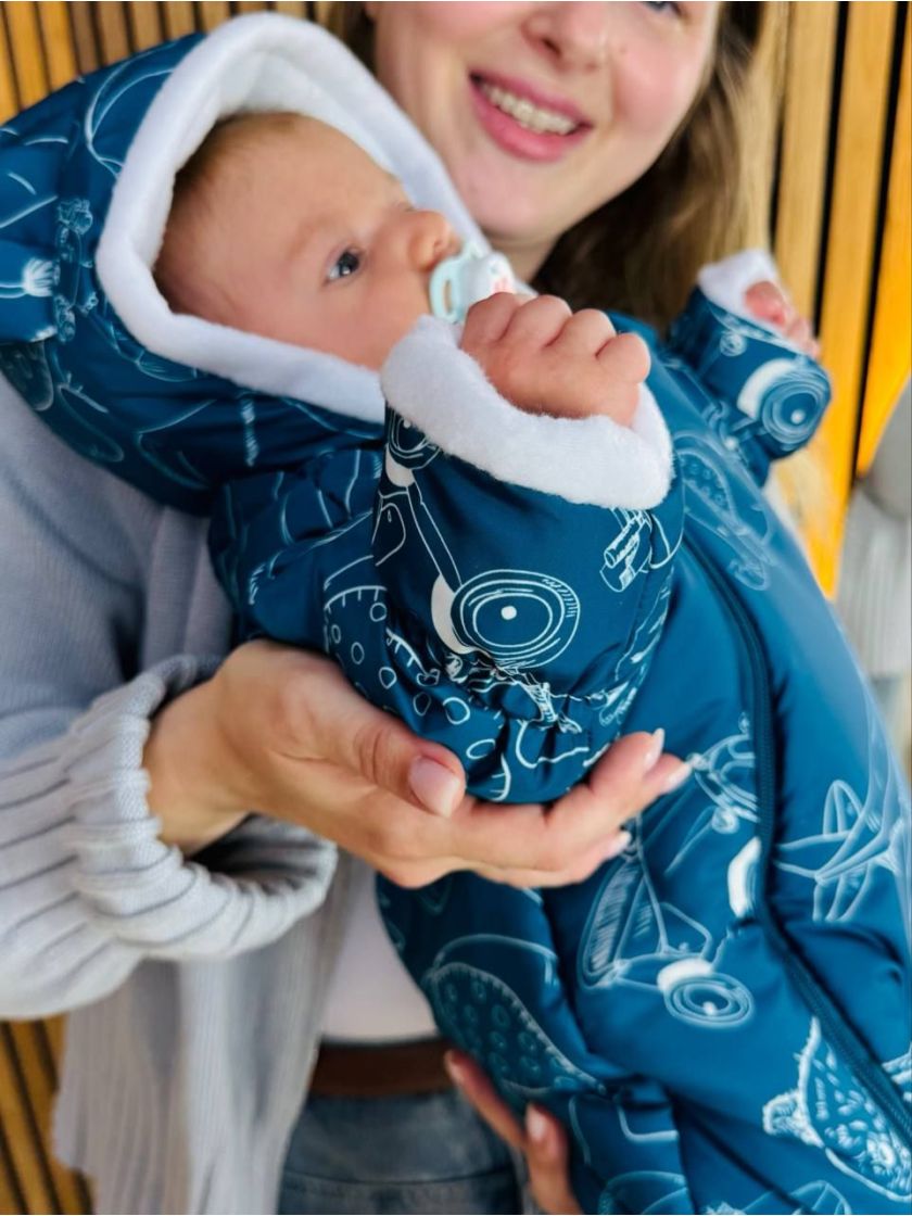 ❤ Комбінезон Принти кольорові, "Маленький ведмедик". Принт - Різні малюнки на синьому. Розвір - 0-3міс. Сезон - Зимовий (#571775