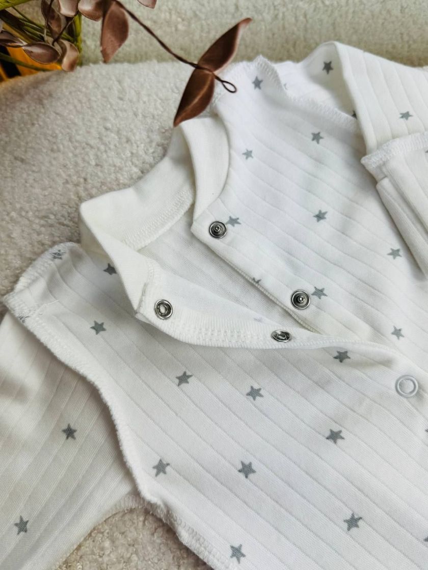 ❤ Чоловічок інтерлок в рубчик, Ромашка. Принт - Зірки сірі дрібні. Розмір - 56-62см (#46823540) ✓ Anna Konvert