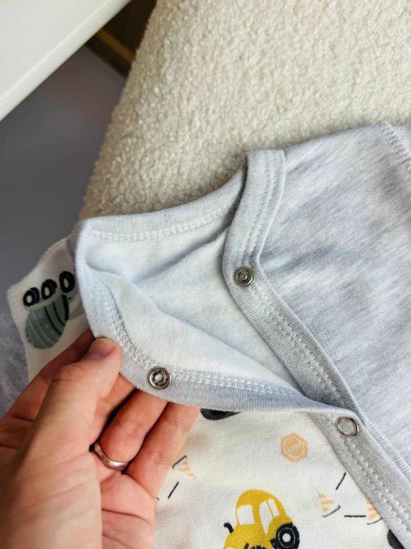 ❤ Чоловічок з шапочкою "Метелик", байка, 56р. БО. Принт - Транспорт сірий. Розмір - 56см (#37549183) ✓ Anna Konvert