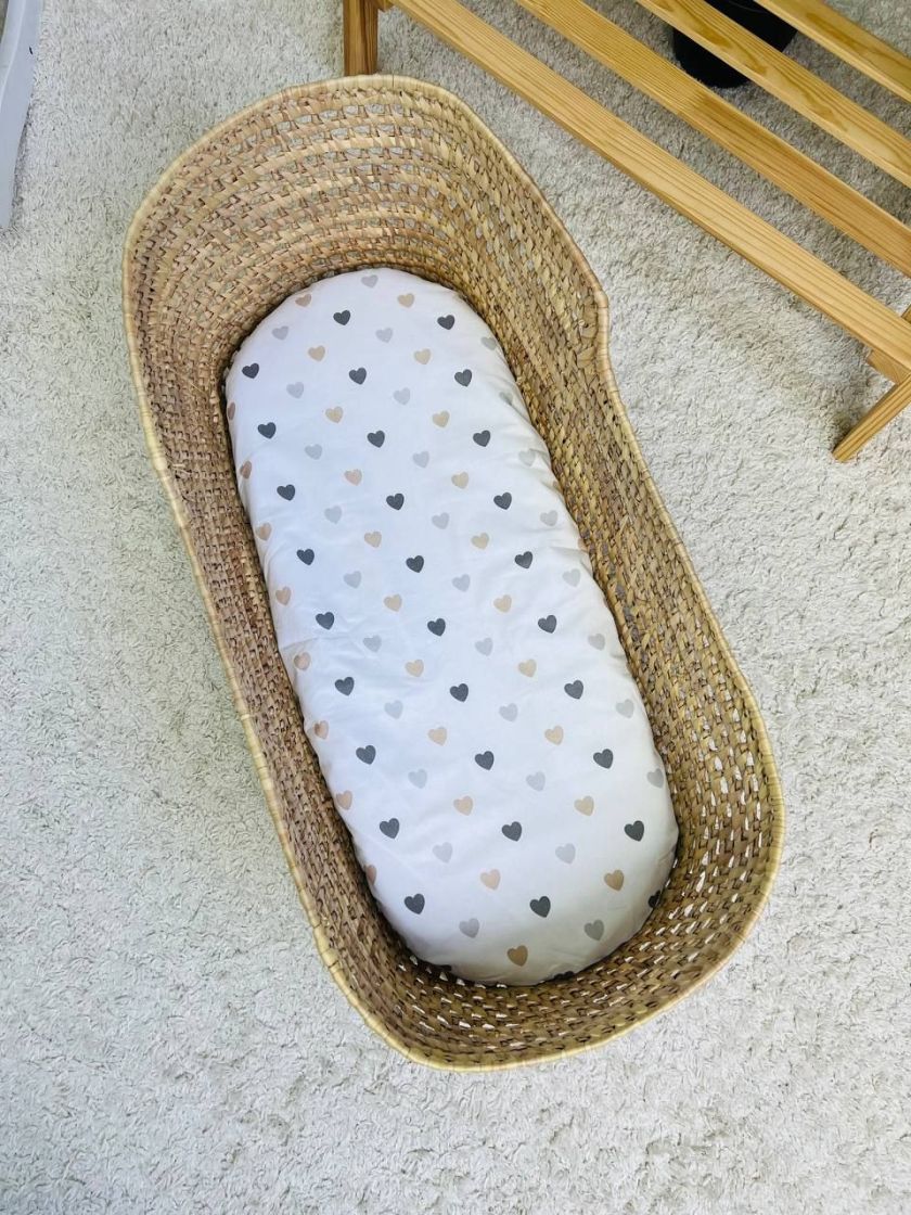 ❤ Простирадло непромакаюче у візочок на гумці. Принт - Сердечка бежеві з сірим (#22985723) ✓ Anna Konvert