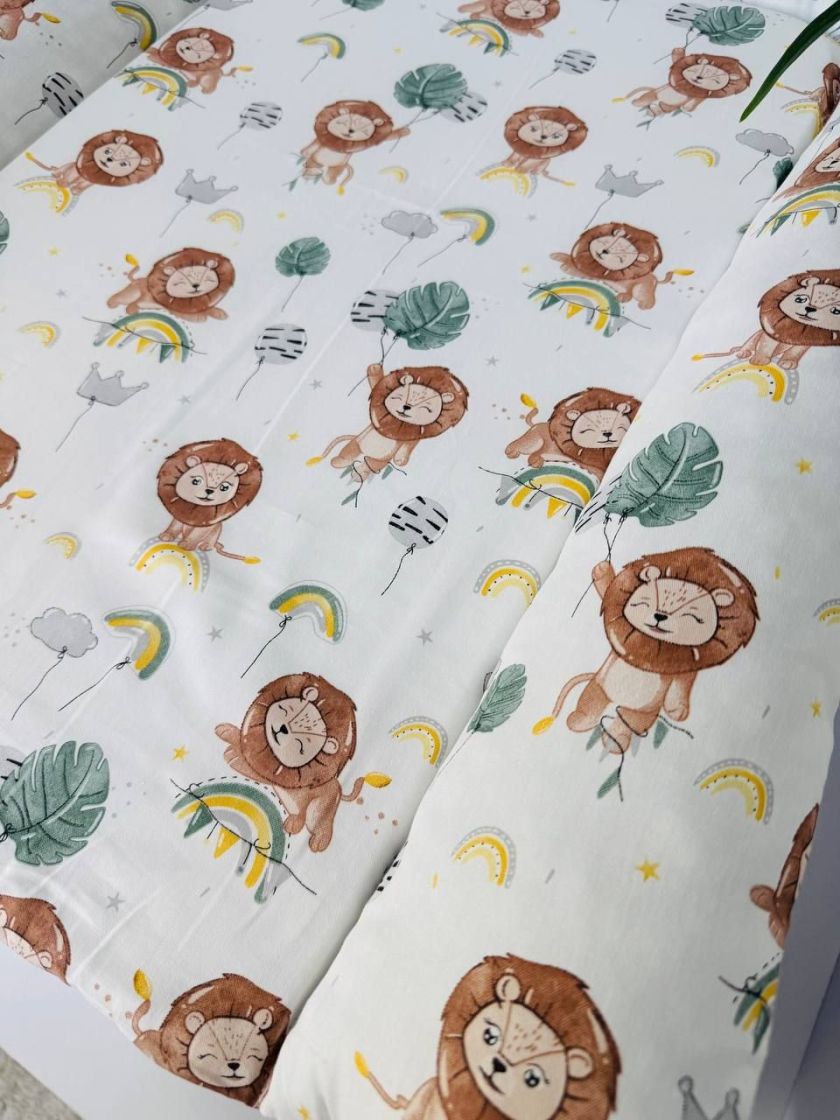 ❤ Матрасик у пеленатор, на блискавці, поролон з'ємний, 55см на 70см. Принт - Левеня з зеленим листячком (#46023315) ✓ Anna Konve