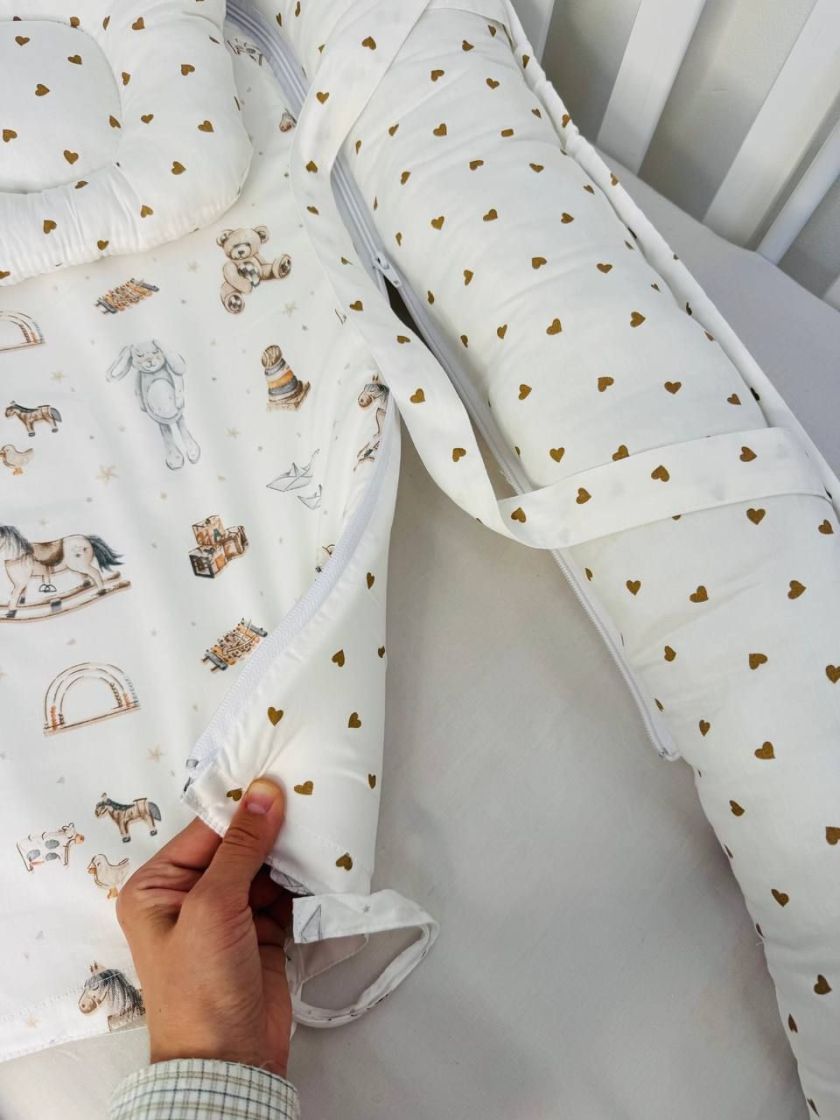 ❤ Кокон-гніздечко з ручками. Принт - Іграшки, серця беж дрібні (#22382706) ✓ Anna Konvert