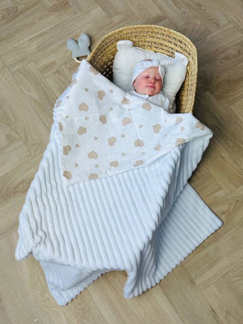 ❤ Плед в пологовий, мінкі плюш, без утеплювача, 100см на 80см. Колір, принт - Плюш смужка білий, серця беж великі (#57420908) ✓ 