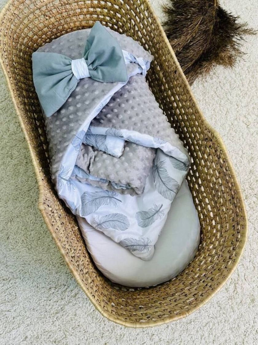 ❤ Конверт-плед на виписку 80 см на 100 см, на блискавці з наповнювачем у чохлі. Принт - Пір'ячко, плюш пупирка сірий (#96511984)