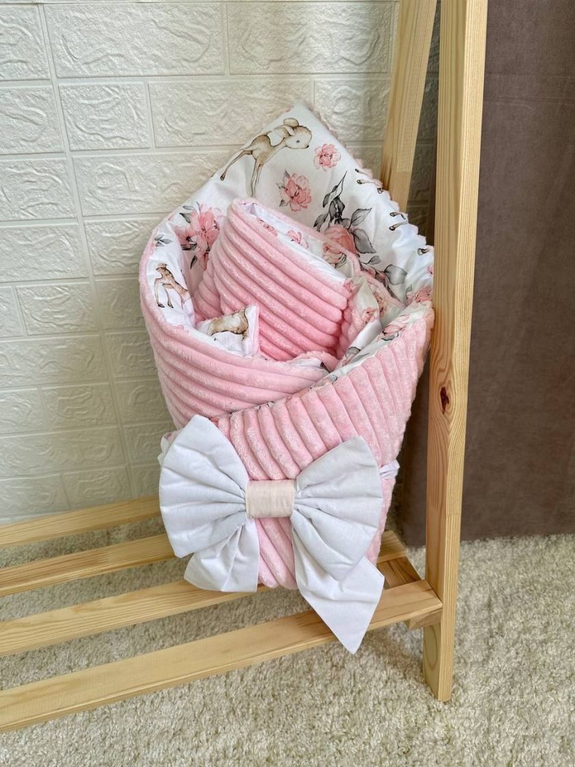 ❤ Конверт-плед на виписку 80 см на 100 см, на блискавці з наповнювачем у чохлі. Принт - Олені бембі рожеві, плюш шарпей рожевий 