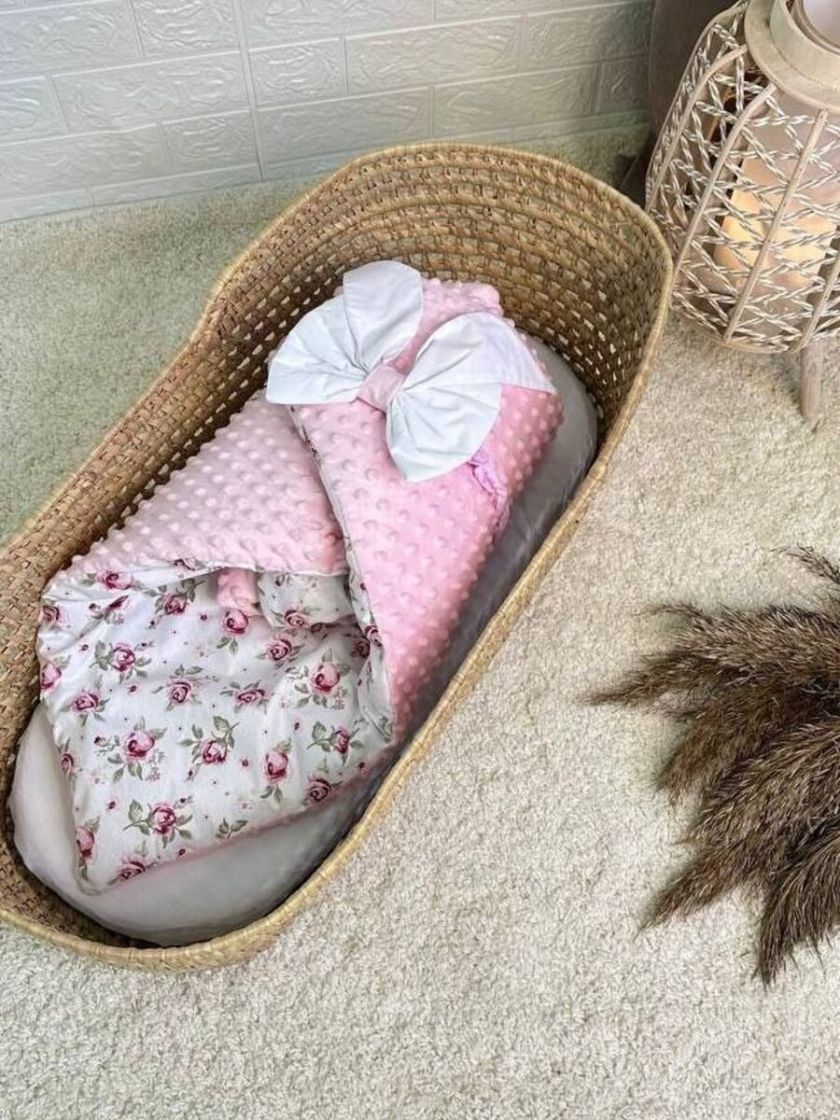 ❤ Конверт-плед на виписку 80 см на 100 см, на блискавці з наповнювачем у чохлі. Принт - Квіти троянди, плюш пупирка рожевий (#11