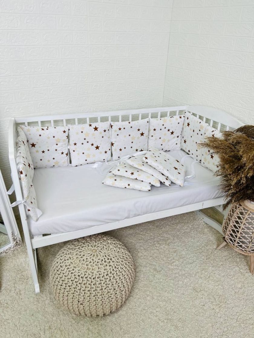 ❤ Бортики-подушки на 4 боки ліжечка, 12 подушок. Принт - Зірки різні на білому бежеві (#4605570) ✓ Anna Konvert