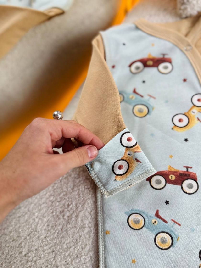 ❤ Чоловічок з шапочкою "Метелик", байка, 62р. БО. Принт - Авто на бежі. Розмір - 62 (#83382181) ✓ Anna Konvert