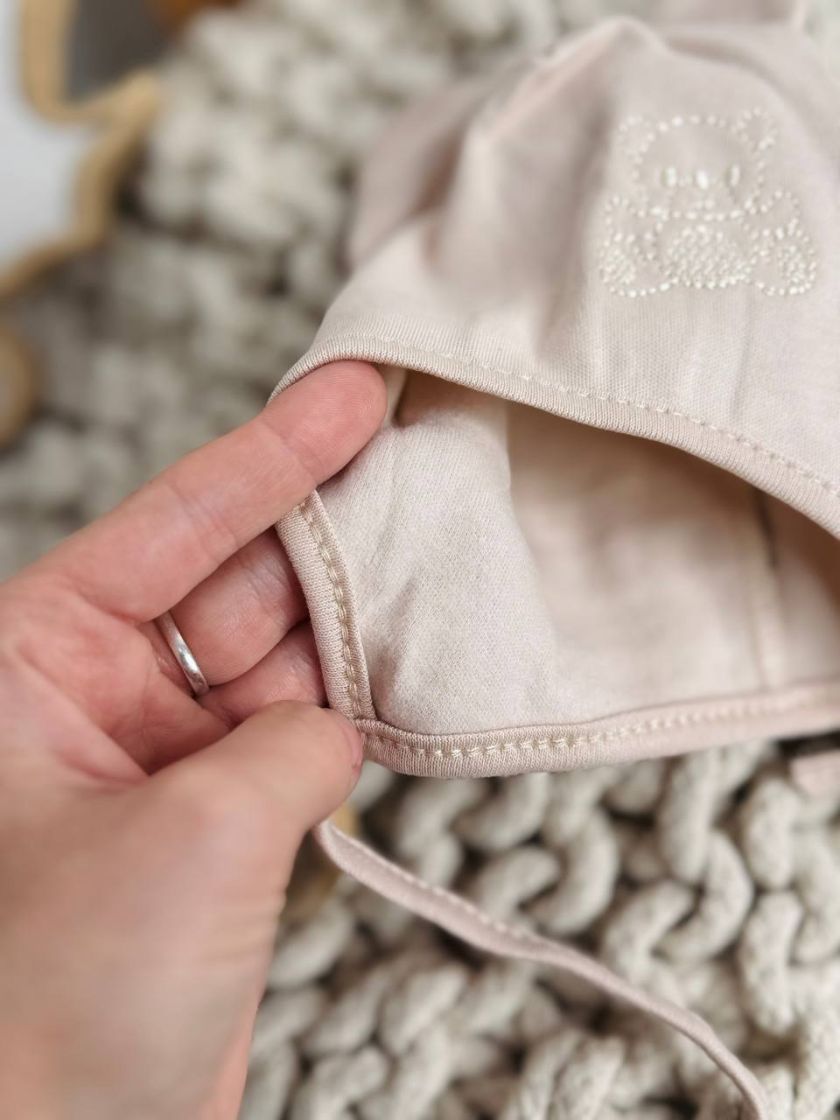 ❤ Шапочка з зав'язками, 0-3міс. Колір - Бежевий. Матеріал - Байка (#36050839) ✓ Anna Konvert