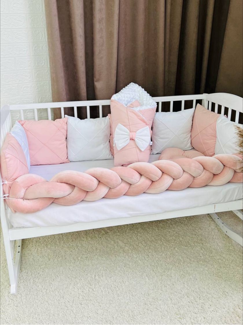 ❤ Набір у ліжко на 4 боки, з бісерною стрічкою. Колір - Пудрово-білий просточений з косичкою. Комплектація - Коса на 4й бік (#53