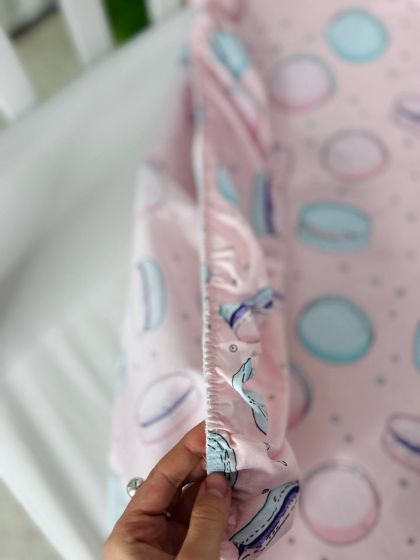 ❤ Простирадло у ліжко бавовняне, на матрац 120 на 60см. Принт - Макарунси рожеві (#87320557) ✓ Anna Konvert 2