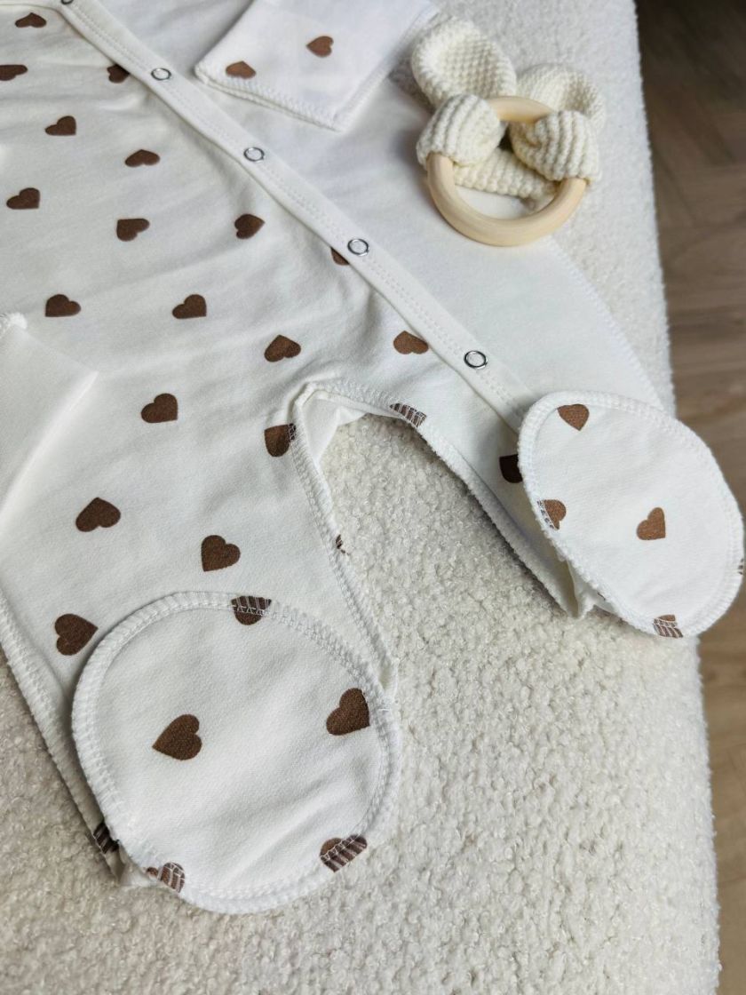 ❤ Чоловічок з шапочкою "Метелик", байка, 62р. БО. Принт - Серця бежеві великі. Розмір - 62 (#52804919) ✓ Anna Konvert