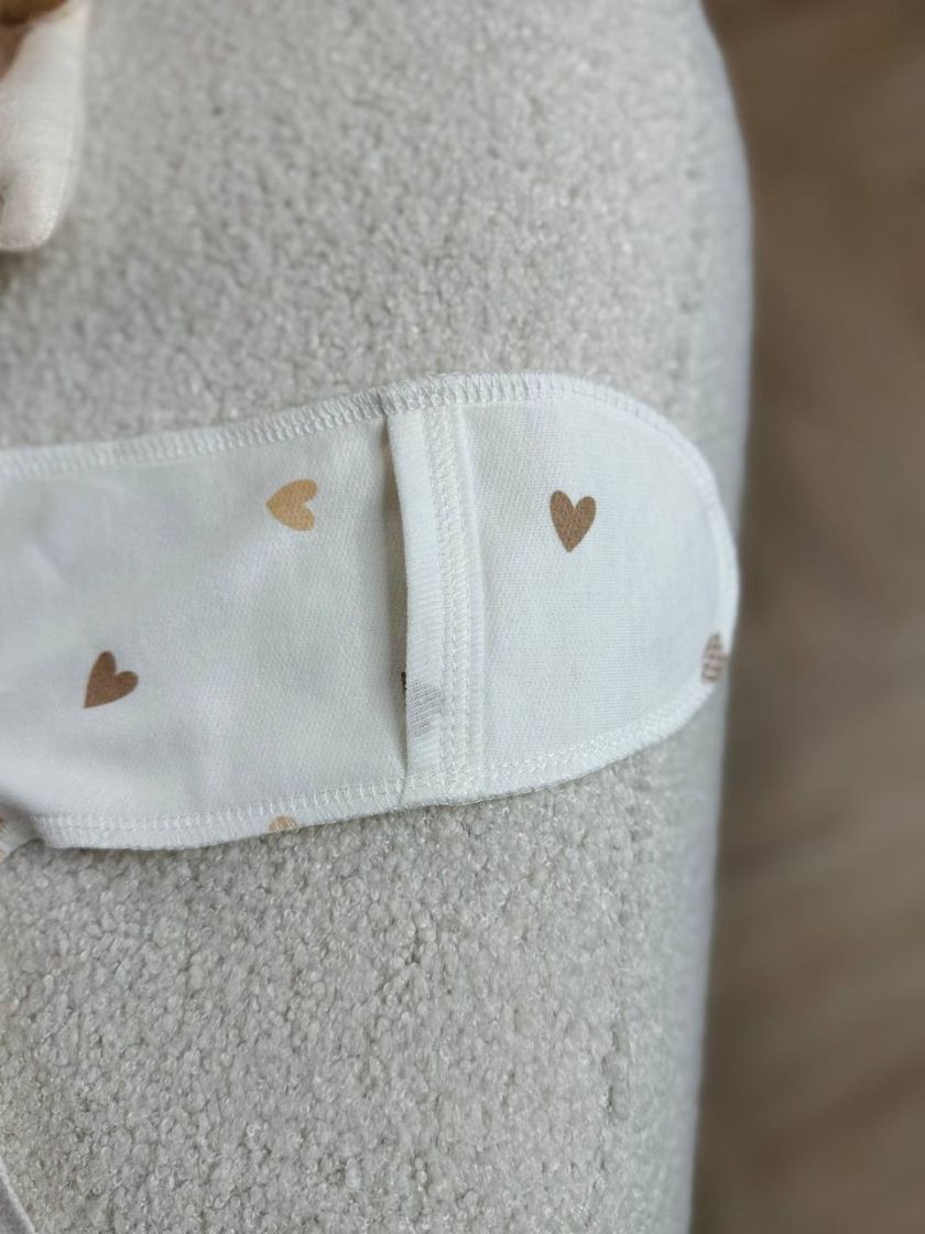 ❤ Чоловічок байка. Колір - Сердця різні беж. Розмір - 56-62см (#819382) ✓ Anna Konvert