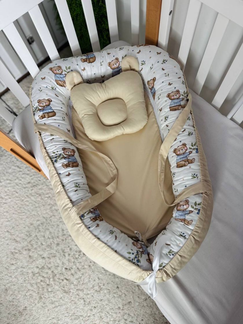 ❤ Кокон-гніздечко з ручками. Принт - Ведмедик у светрі з гілкою ягід, бежевий (#4677767) ✓ Anna Konvert