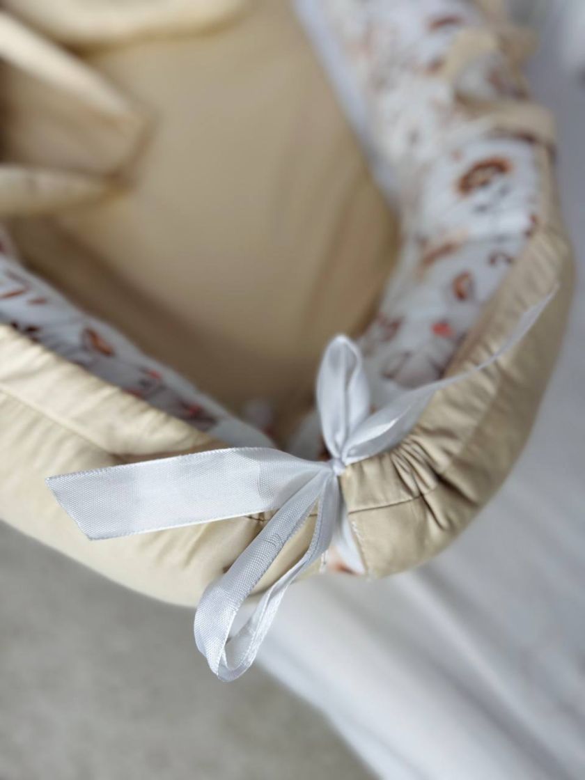 ❤ Кокон-гніздечко з ручками. Принт - Зайчик з гілками квіточками, однотон беж (#94435559) ✓ Anna Konvert