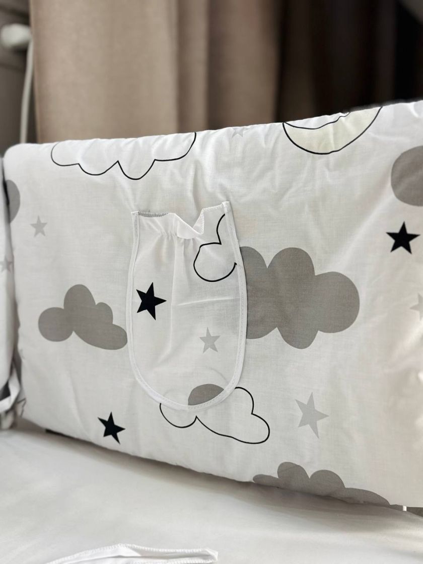 ❤ Бортики-суцільні на 4 боки ліжка, на завʼязках. Принт - Хмари на білому (#49872664) ✓ Anna Konvert