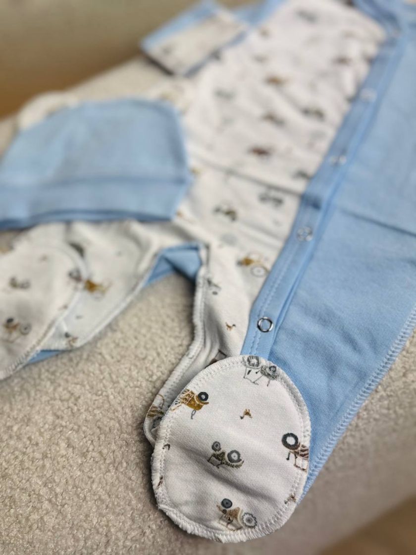 ❤ Чоловічок з шапочкою "Метелик", байка, 62р. БО. Принт - Тракторці блакитні. Розмір - 62 (#79276954) ✓ Anna Konvert