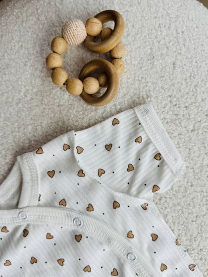 ❤ Комплект 2ка з боді з коротким рукавом, в рубчик. Принт - Сердечка беж в контурі. Розмір - 56-62р (#27908140) ✓ Anna Konvert 2