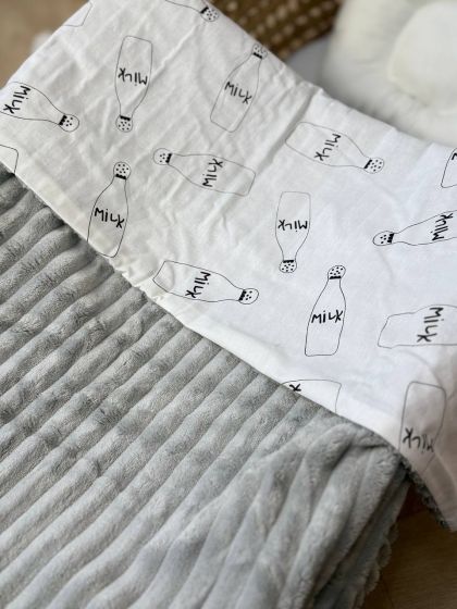 ❤ Плед в пологовий, мінкі плюш, без утеплювача, 100см на 80см. Колір, принт - Плюш смужка сірий, пляшечки (#55286610) ✓ Anna Kon 2