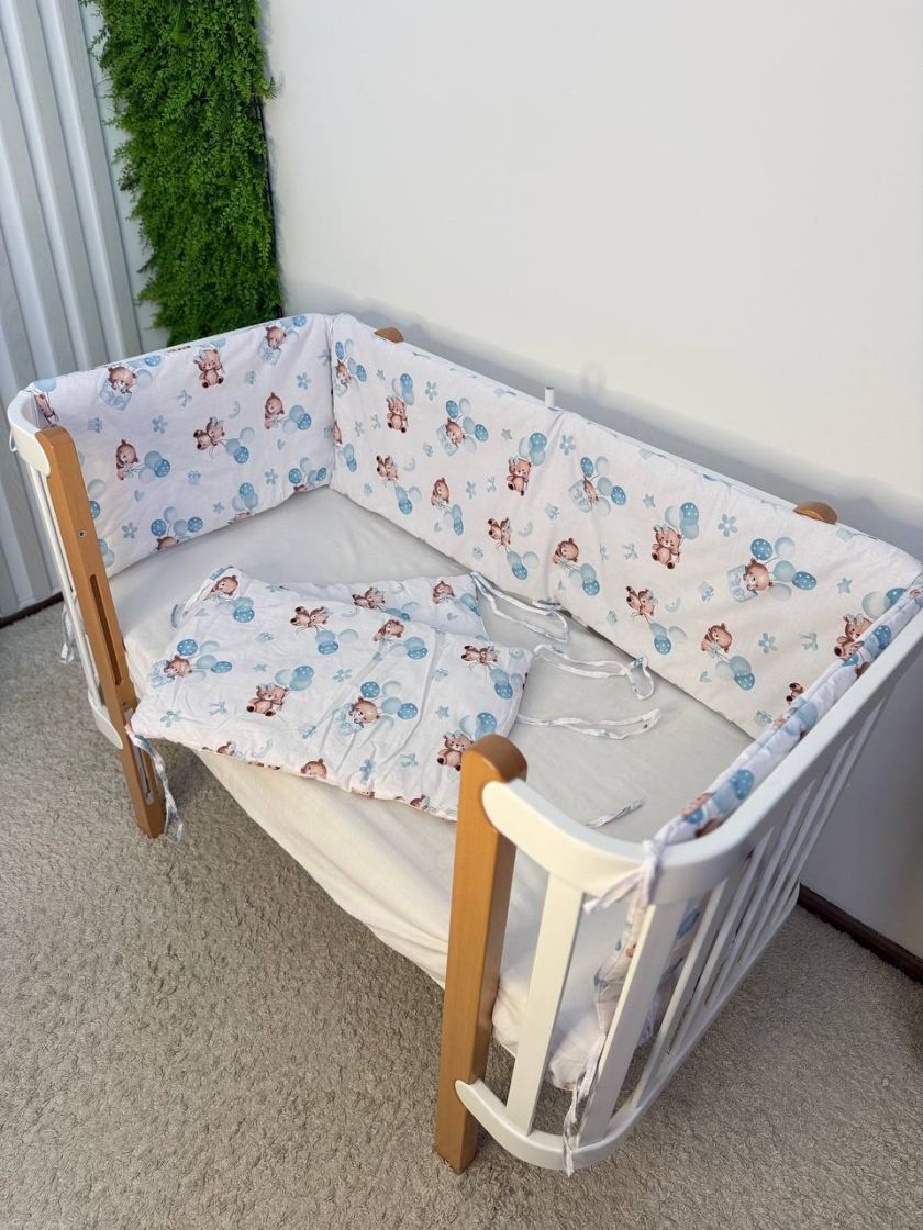 ❤ Бортики-суцільні на 4 боки ліжка, на завʼязках. Принт - Ведмежа хлопчик з блакитними кульками (#75747628) ✓ Anna Konvert