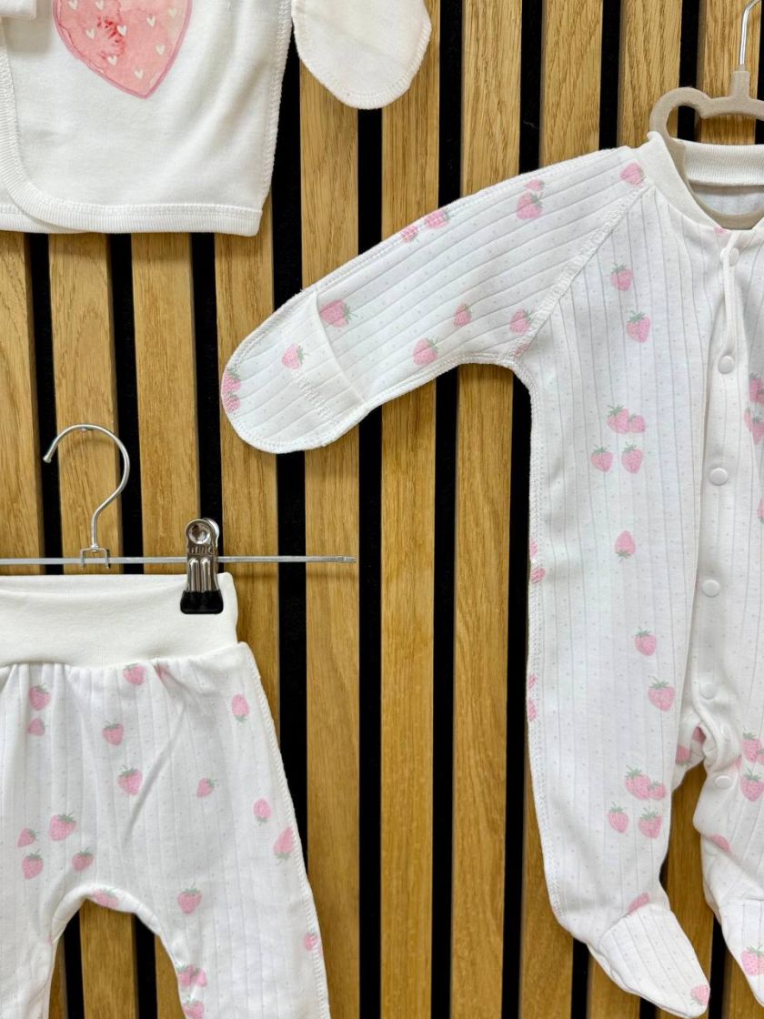 ❤ Комплект 4 предмети, інтерлок, Smile. Принт - Полунички. Розмір - 56 (#35333375) ✓ Anna Konvert