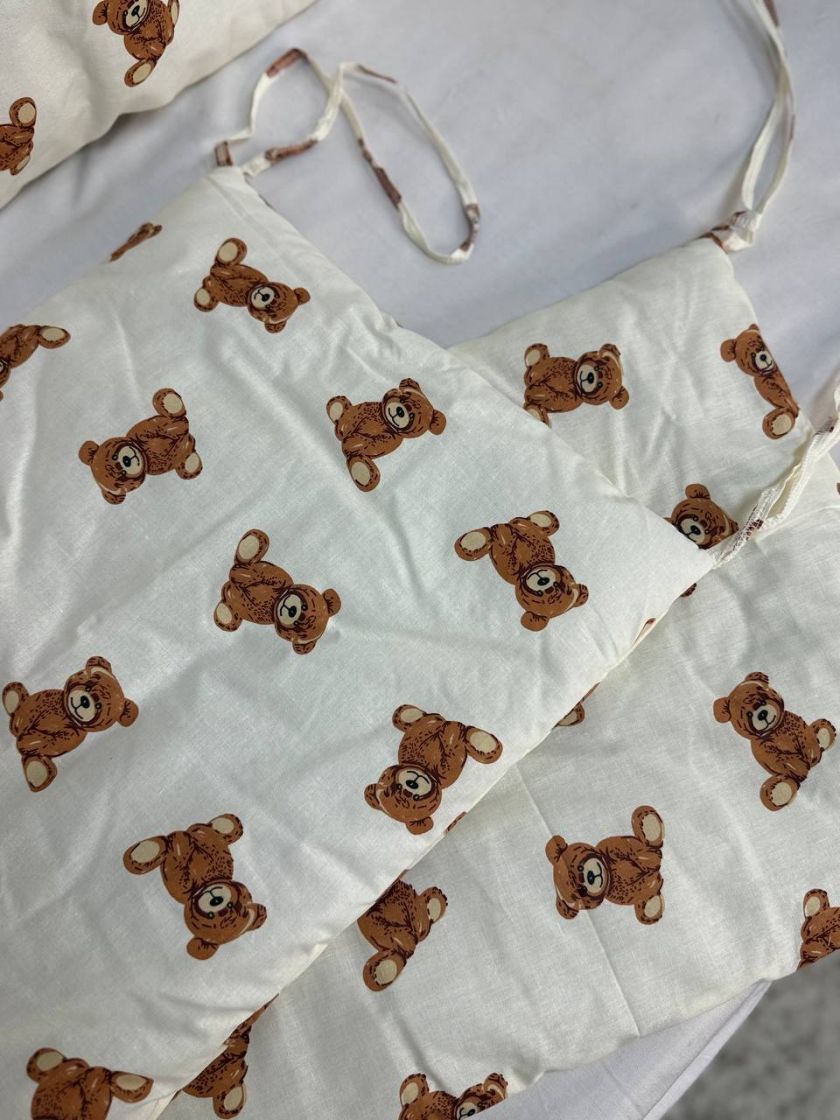 ❤ Бортики-суцільні на 4 боки ліжка, на завʼязках. Принт - Ведмеді сидячі на пісочному (#78290785) ✓ Anna Konvert