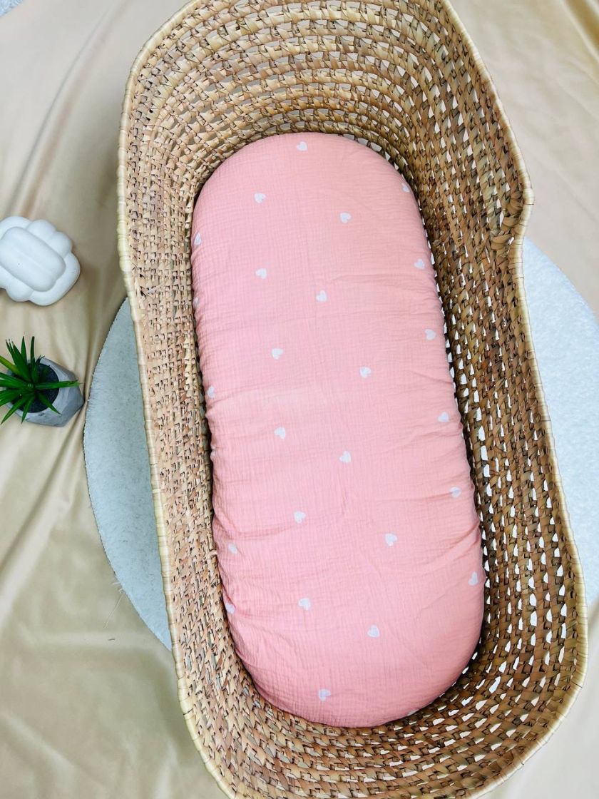 ❤ Простирадло муслін непромакаюче у візочок, розмір 80*40 см. Колір - Серця білі персиковому (#15772898) ✓ Anna Konvert