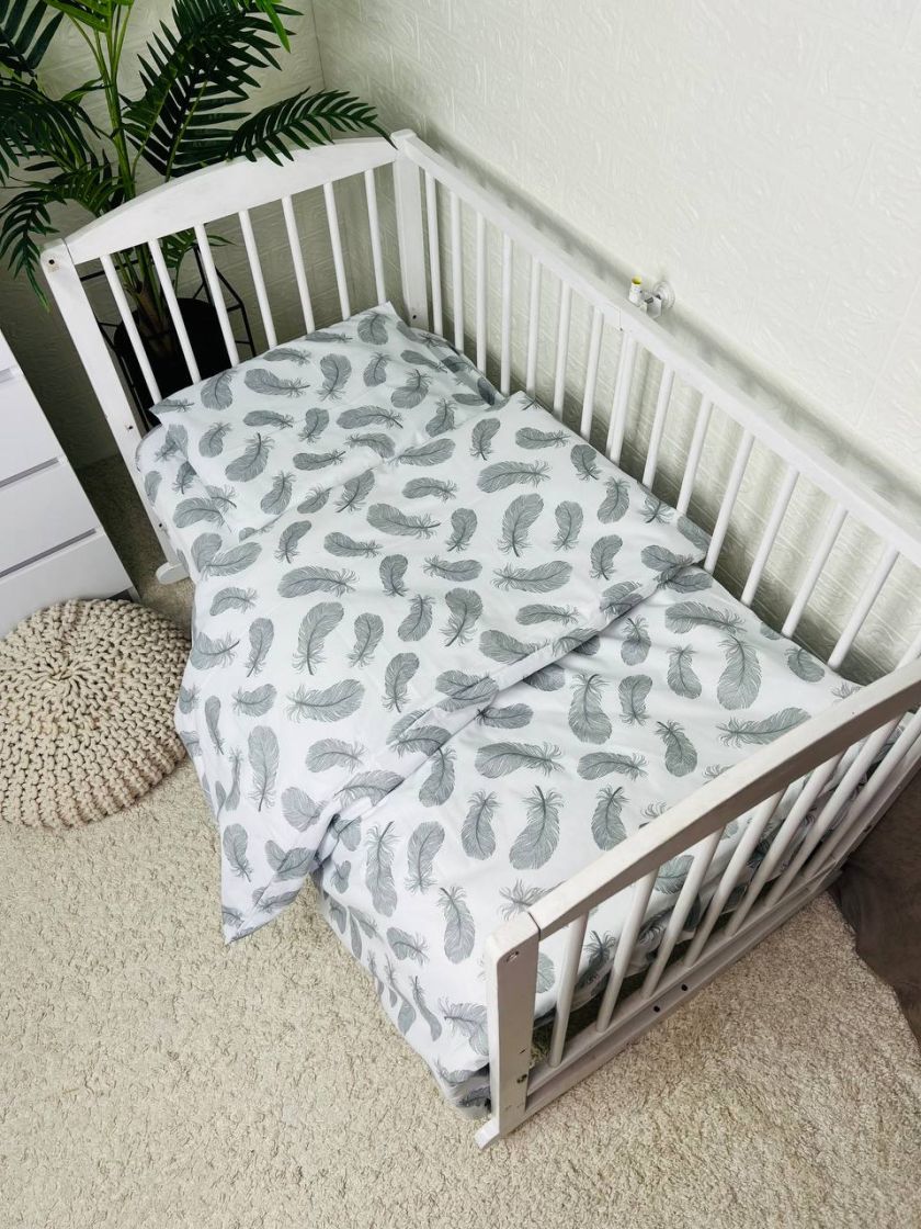 ❤ Змінна дитяча постіль, 110 см на 140 см. Принт - Пір'я сірі на білому (#64176474) ✓ Anna Konvert