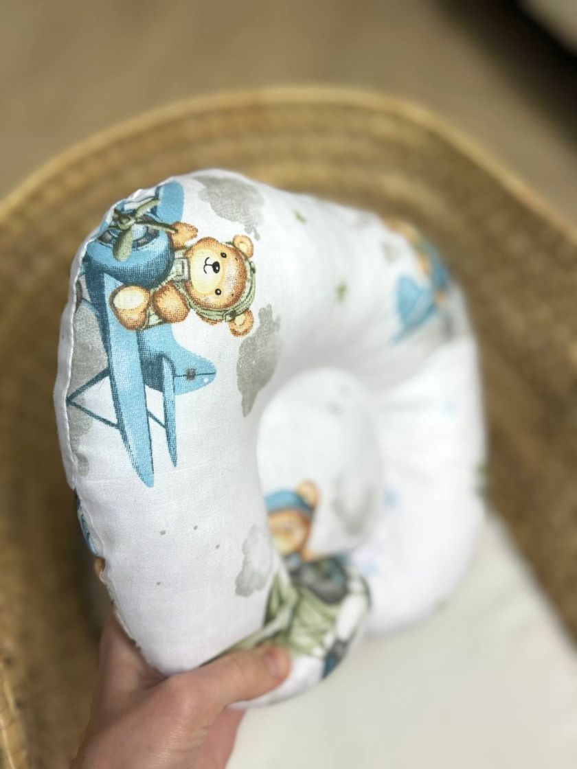 ❤ Ортопедична подушка. Принт - Ведмідь на різнокольорових літаках (#31430486) ✓ Anna Konvert