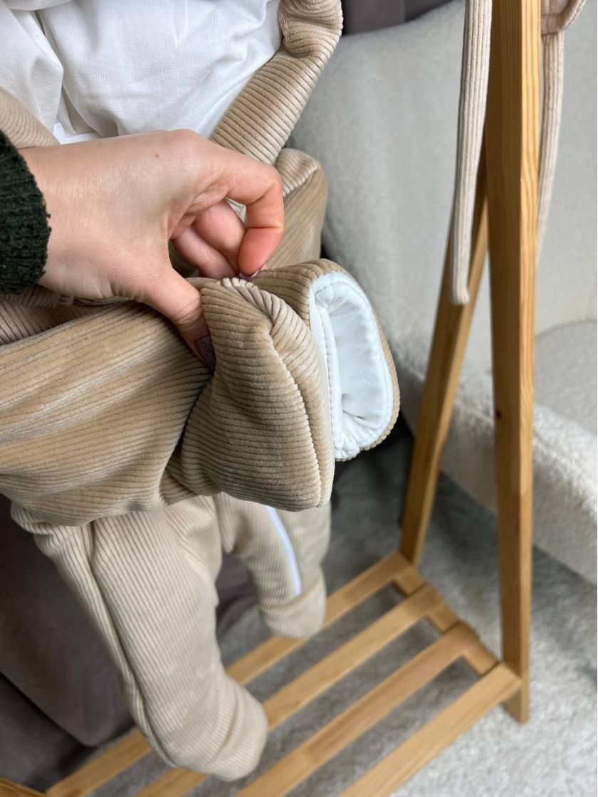 ❤ Демісезонний комбінезон з шапочкою, велюровий в смужку, 0-4 міс. Колір - Капучіно (#39183543) ✓ Anna Konvert