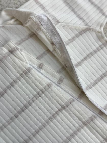 ❤ Чоловічок з шапочкою на блискавці ,інтерлок 56 Бджілка. Принт - Молочний в смужку (#93445416) ✓ Anna Konvert 2