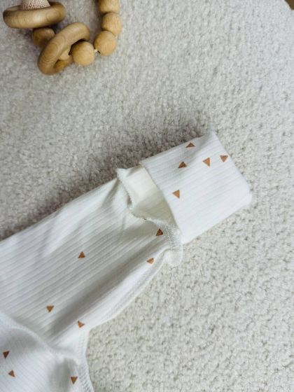 ❤ Чоловічок інтерлок в рубчик, Ромашка. Принт - Маленькі трикутнички. Розмір - 56-62см (#17609031) ✓ Anna Konvert 2