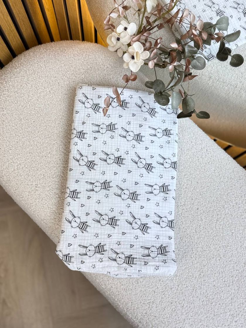 ❤ Пелюшки муслінові чотирьохшарові, жатка. Принт - Чорний зайчик в смужку. Розмір - 90*135см (#35683801) ✓ Anna Konvert