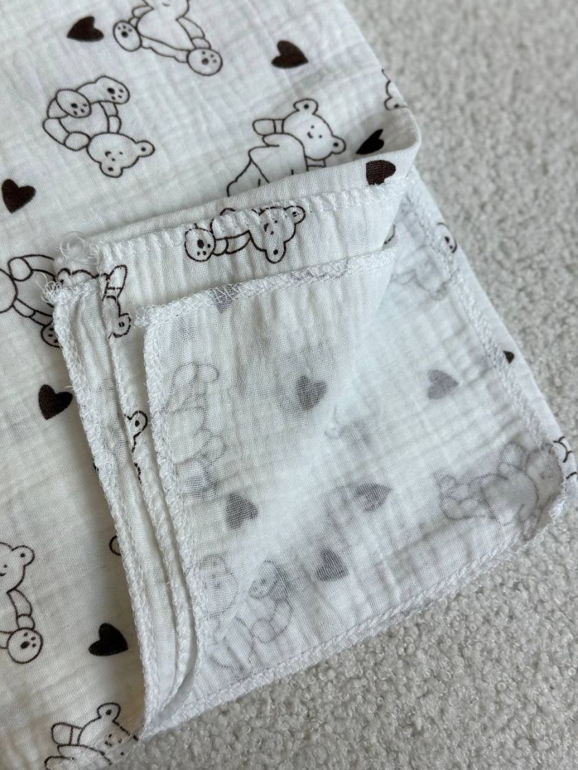 ❤ Пелюшки муслінові чотирьохшарові, жатка 70х100см. Принт - Ведмедики контурні з сердечками (#86772916) ✓ Anna Konvert