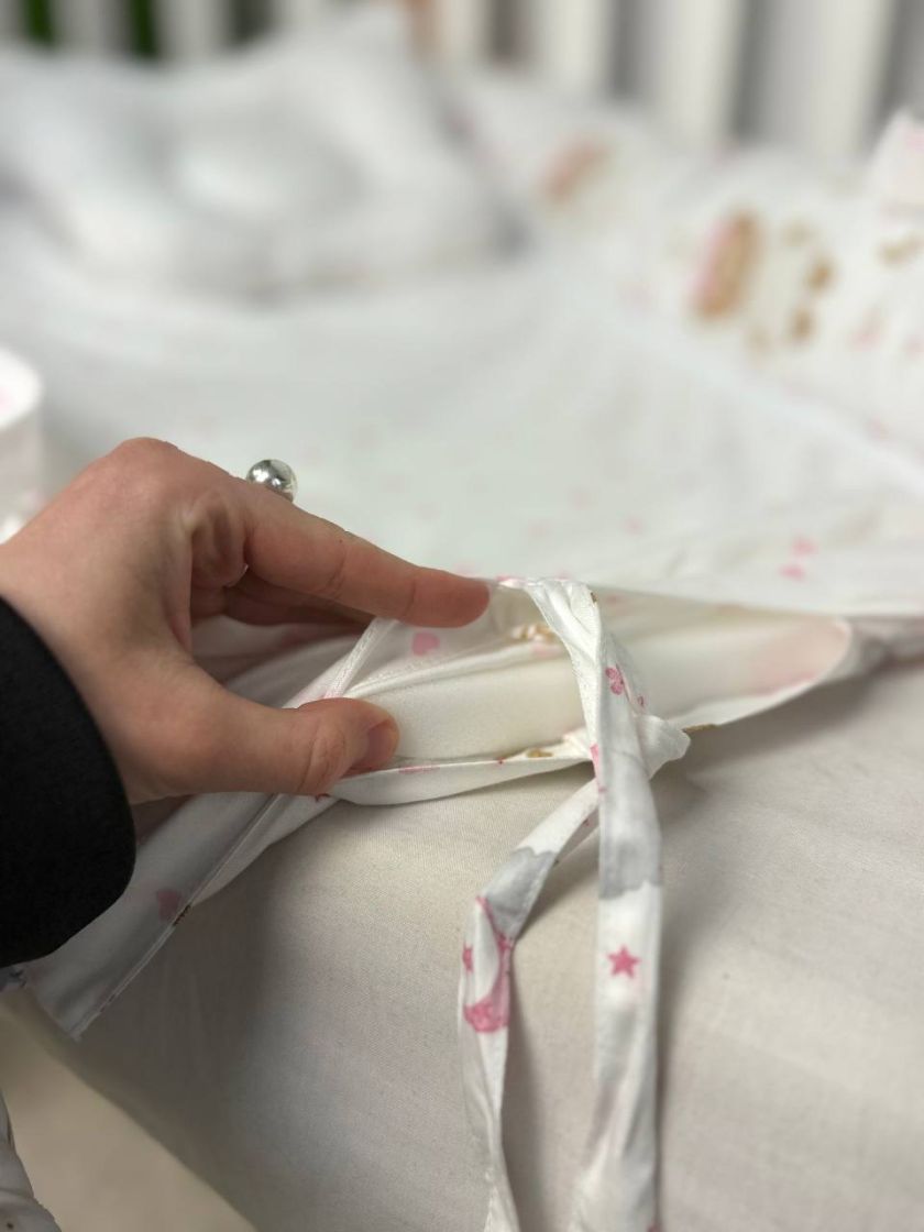 ❤ Кокон-гніздечко з ручками. Принт - Ведмедик в сукні,з бантиком,серця рожеві (#15278763) ✓ Anna Konvert