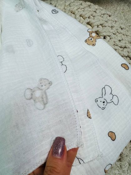 ❤ Пелюшки муслінові чотирьохшарові, жатка 70х100см. Принт - Ведмеді контур з сердечками (#50262603) ✓ Anna Konvert 2