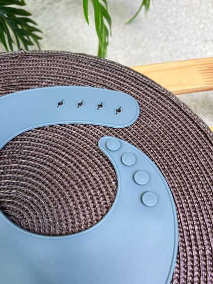 ❤ Силіконовий нагрудник "Color", з регулятором довжини. Колір - Dim-grey (#34887637) ✓ Anna Konvert 2