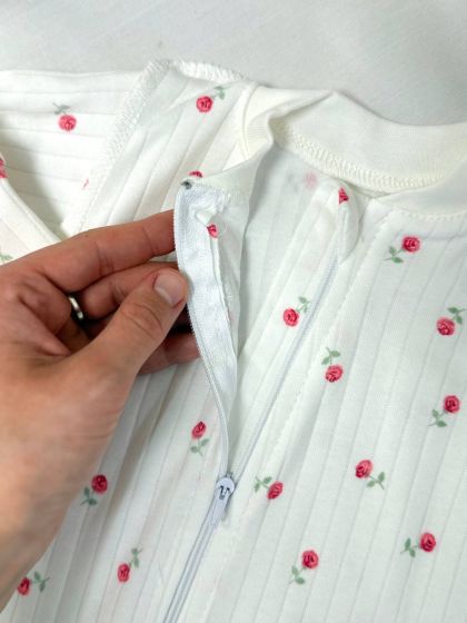 ❤ Чоловічок з блискавкою інтерлок, Ромашка. Принт - Дрібні рожеві квіточки. Розмір - 62-68 (#27493864) ✓ Anna Konvert 2