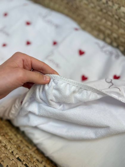 ❤ Простирадло непромакаюче у візочок. Принт - Серця love червоні. Розмір - 80х40 см (#6252013) ✓ Anna Konvert 2