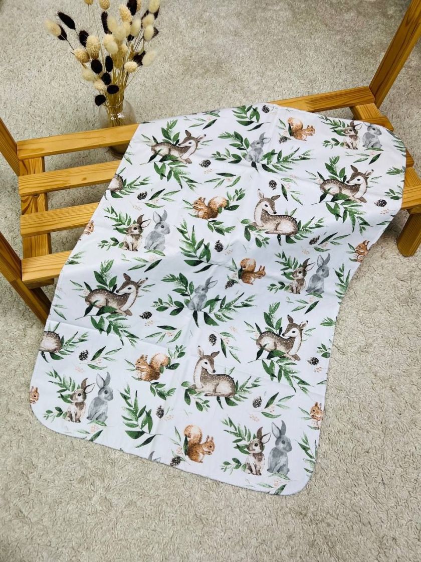 ❤ Пелюшки непромакаючі 80*50см. Принт - Олені бембі, білка, заєць в зелені (#18291430) ✓ Anna Konvert