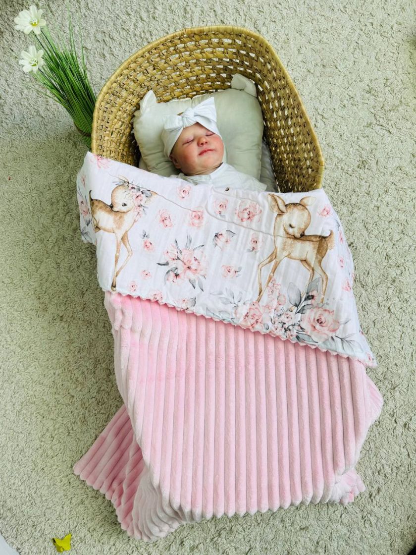 ❤ Плед в пологовий, мінкі плюш, без утеплювача, 100см на 80см. Колір, принт - Плюш смужка рожевий,олені бембі з троянд (#6161738