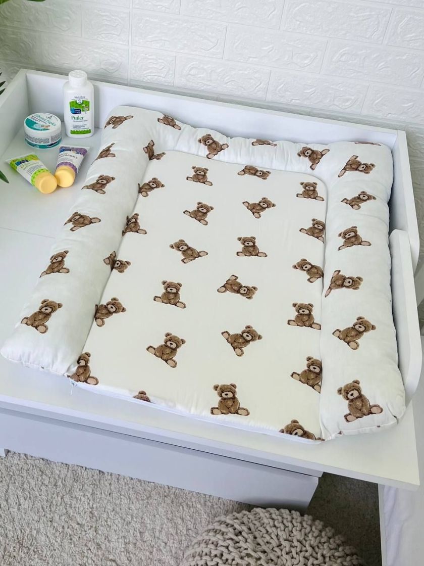 ❤ Матрасик у пеленатор, на блискавці, поролон з'ємний, 55см на 70см. Принт - Ведмідь сидячий, серця дрібні (#88972832) ✓ Anna Ko
